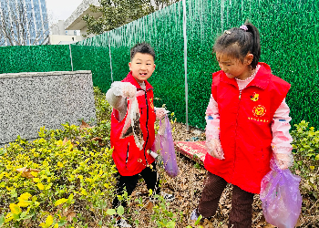 安徽省合肥市包河區(qū)義城街道迎淮社區(qū)關(guān)工委“弘揚(yáng)雷鋒精神 做追‘鋒’少年”活動