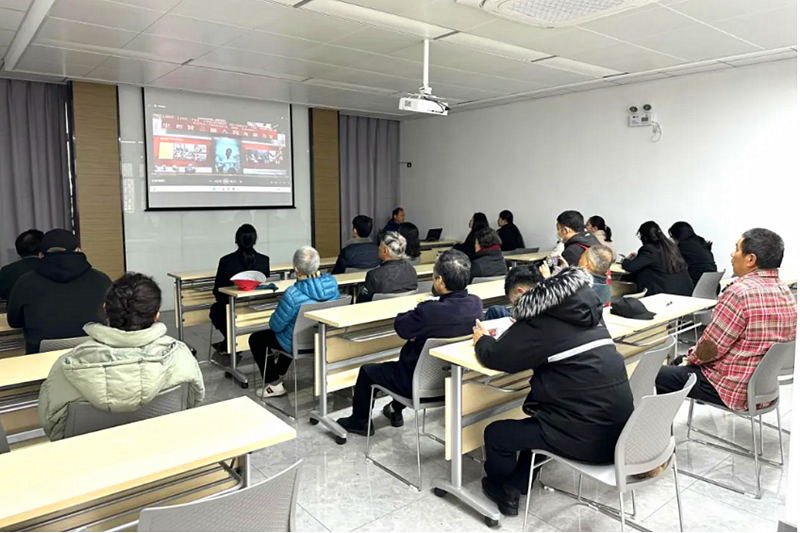 江蘇省南京市玄武區(qū)梅園新村街道關工委開展“緬懷先烈 祭奠英雄”活動(1).png